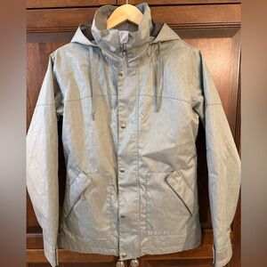 Burton Gray Ski & Snowboard Jacket with Hood and Zipper